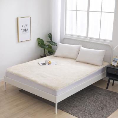 China 100% Wool Mattress Protector Magnetic Force Foldable Mattress Cover for sale