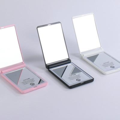 China Popular Double Side Lighted Mini Square Rechargeable Portable Travel Led Pocket Mirror With Light for sale