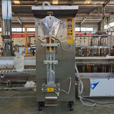 China Automatic Food Bag Filling Sealing Machine For Pure Water Liquid 100-500ml Filling Machine for sale