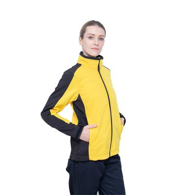 Cina Plus Size Water Proof Work Out Clothes Women Work Clothes Woman Office Wear Softshell Safety Jacket in vendita