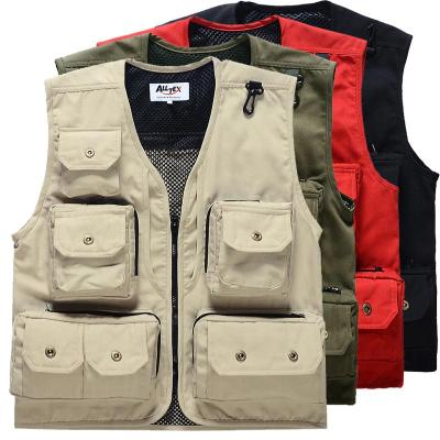 China Anti-wrinkle New Arrival Mens Multi-pocket Vest Back Folding Design Te koop