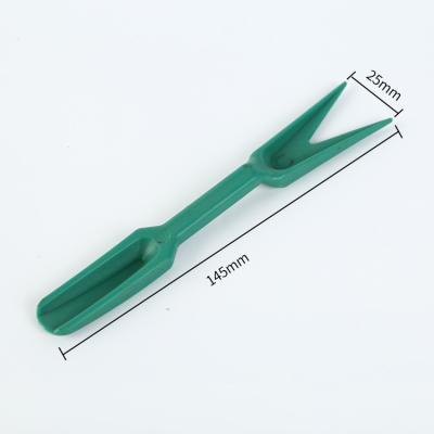 China Modern Mini Plastic Best-Selling Portable Gardening Punch Digging Seedling Planting Transplanting Tool for sale