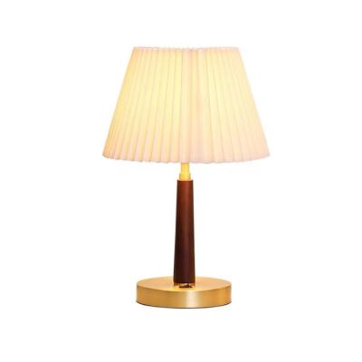 China Lighting Functions Nordic Light Luxury Wooden Metal Bedroom Bedside Lamp Living Room American Pleated Retro Table Lamp for sale