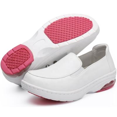 China Slip Resistant Popular Anti Slip Work Light White Clean Nurse Safety Shoes for sale