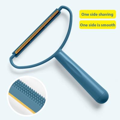 China Stocked Dematting Comb Tool Dog Muddles Remover Throwing Brush For Pet Long Haired Fiber Hair Remover for sale