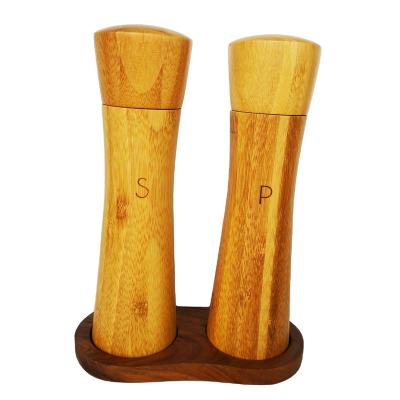 China Viable Manual Spice Factory Grinders Wooden Gravity Salt and Pepper Grinder Directly Set for Kitchen Accessory for sale