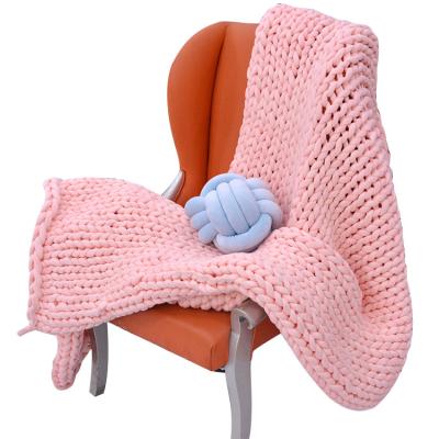 China Anti-Static Weighted Adult Polyester Supplier Customized Chunky Knit Blanket Handmade Knitting for sale