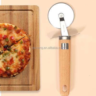 China Sustainable Kitchen Accessories Stainless Steel Pizza Cutter Pizza Cutter Wheel With Wooden Handle for sale