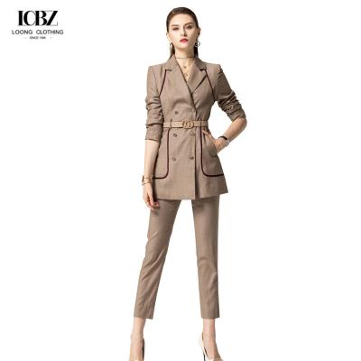 China Fibra de poliéster femenino elegantes 3 piezas Conjuntos 2023 de oficina formal chaqueta blazer pantalones cortos Conjuntos en venta