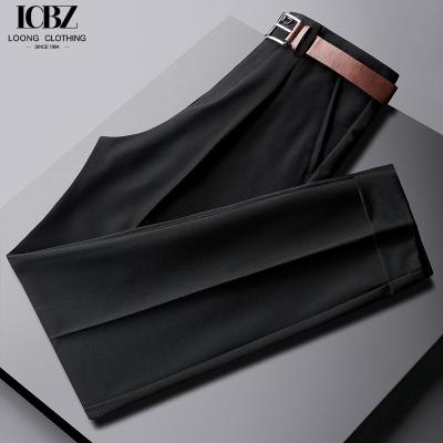 China Pantalones para hombres de moda comercial con diseño antiarrugas en venta