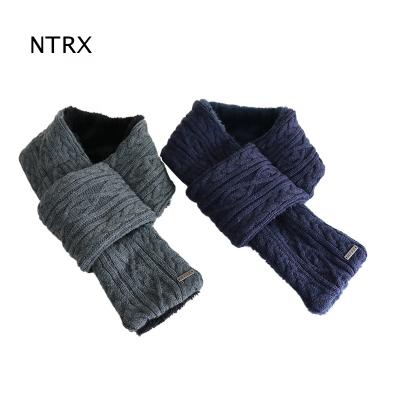 China Wholesale Medium Beard Snood Scarf Fashion Winter Knitted Scarf for Stylish Men and Women for sale