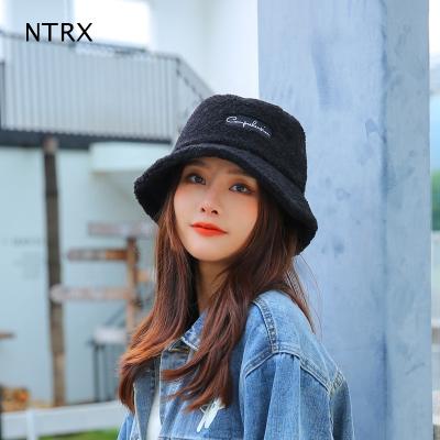 China Fashion Wholesale Custom Women's Bucket Hat Faux Fur Image Faux Fur Outdoor Single Bucket Hat Winter Bucket Hat For Women for sale