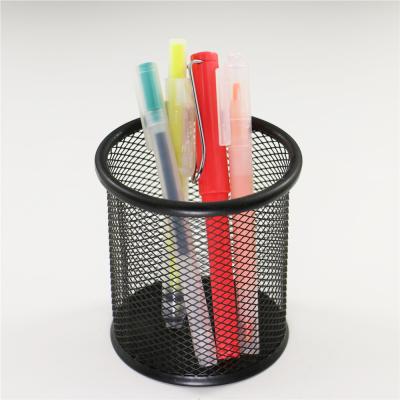 China Metal Office Supplies Desk Accessories Customized Metal Mesh Desk Pencil Pen Wire Holder for School for sale