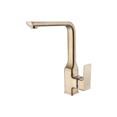 China Modern Factory Outlet Gold Kitchen Faucet Kitchen Faucet Pull Out Brass Kitchen Mixer Tap for sale