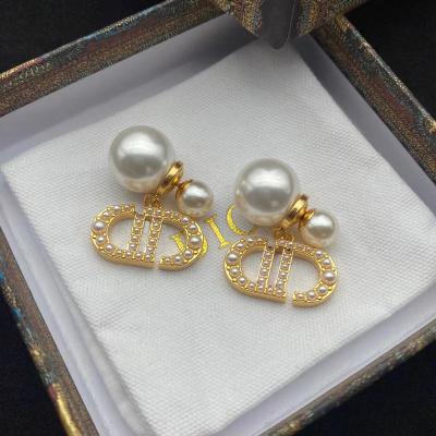 China TRENDY Classic Designer Inspired Earring Women Fashion Jewelry Pearl Drop Letter C D Gold Plated Earrings for sale