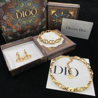 China FASHIONABLE High Quanlity Metal Cd Jewelry Sets Accessories Sets Earrings Bracelets Necklaces for sale