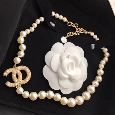 China FASHIONABLE Wholesale Classic High Quality Short Clavicle Chain Pearl Chain Centennial Necklace for sale