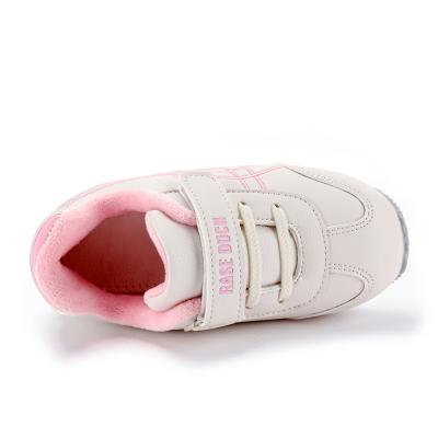 China New Fashion Thermal Kids House Shoes Nice Sports Shoes Walking Shoes For Outdoor for sale