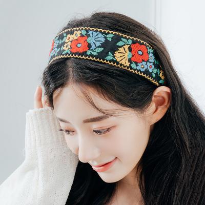 China Non-slip Bohemian Handmade Embroidery Headband Fashion Hair Accessories Vintage Floral Wide Circle Hair Hoop for sale