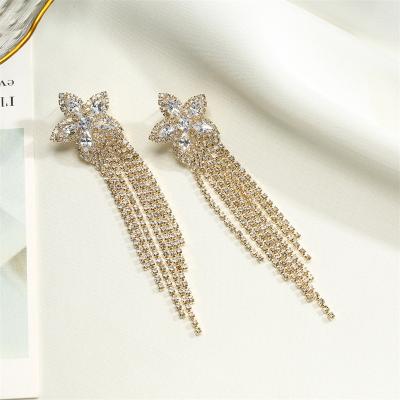 China High Quality Fashion Bridal Luxury Women Earring Rhinestone Bling Stud Earrings Women Long for sale