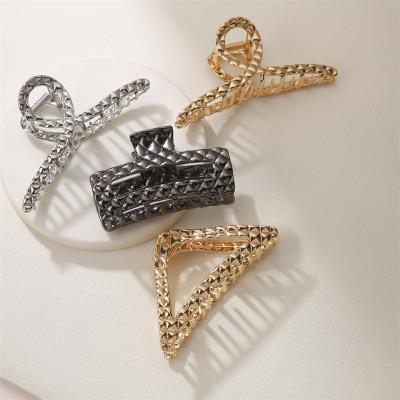 China Custom decoration 2023 summer metal claw hair clip triangle hair grip clip women high grade shark hair clip for sale