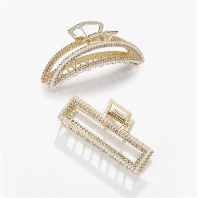 China Wholesale Luxury Decoration Women's Pearl Rhinestone Accessories Hair Claw Clip Metal Hair Claws for sale