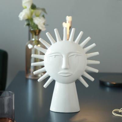 China hogar Matt White Ceramic Handicraft Sun home decoracion modern led living room decoration form ornament table accessories for sale