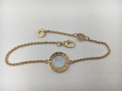 Chine Unisexe jaune 18KT bracelet en or quatre feuilles de trèfle avec des diamants blancs cultivés en laboratoire à vendre