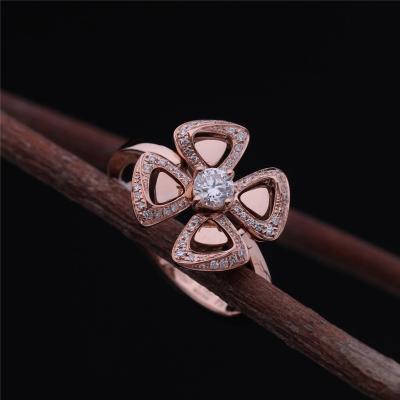 China Roman Love Flower Fiorever Pavé 18kt Diamantring Set Rose Gold zu verkaufen