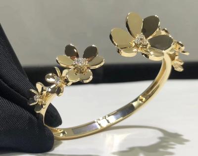 Chine 18k or jaune diamant quatre feuilles clover bracelet personnalisé à vendre