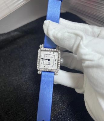 Chine Un bracelet en or de 18 carats pour femme. à vendre