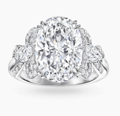 China HW Bridal Ring 5CT Oval Shape Engagement Ring Proposal Ring 18K White Gold/Platinum Customization for sale