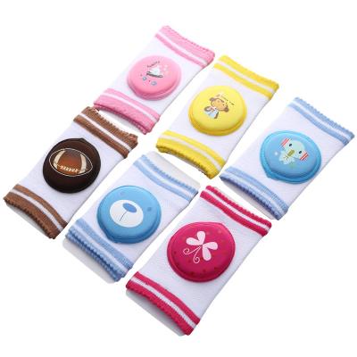 China Cute Viable Knee Tube Four Seasons Infant Rewalker Baby Crawling Socks With Sponge Pad for sale