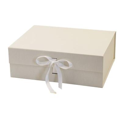 China Recycled Materials Custom Magnetic Folding Gift Box with Ribbon Closure Logo Printing for sale