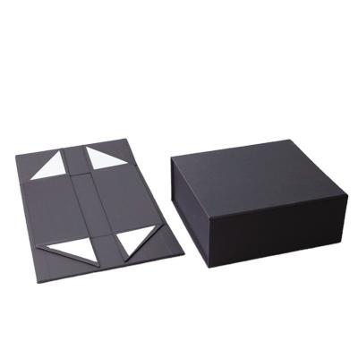 China Foldable Sustainable Gift Box Packaging Black Paper Cardboard Magnetic Box Flat Pack for sale