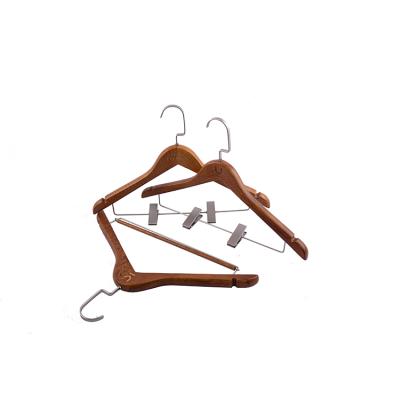 China Wooden Bar Research Product A Grade Hangers Uses Closets, Indoors, Fashion Stores, Hotels for sale