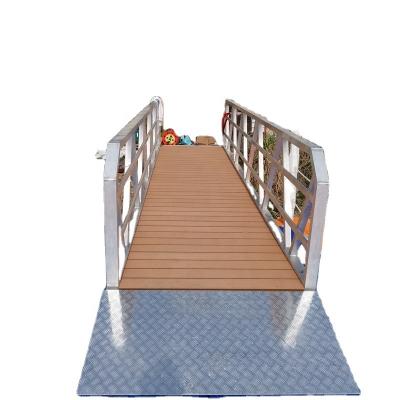 China Heavy duty type easy installation aluminum boat gangways / marine dock gangway boat for sale for sale