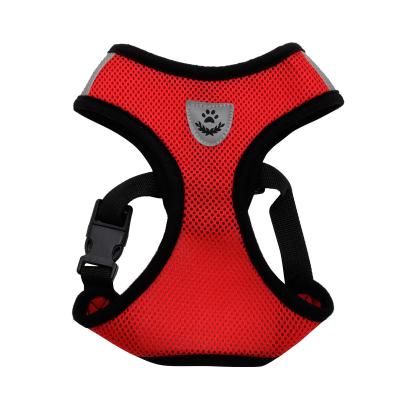 China Sustainable Factory No Obstruction Triple Layered Breathable Mesh Adjustable Chest Belt Soft Dog Harness And Leash for sale