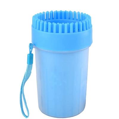 China Good Viable Quality 2 in 1 Portable Dog Paw Cleaner Cup Dog Cleaning Brush Paw Cleaner For Dogs for sale