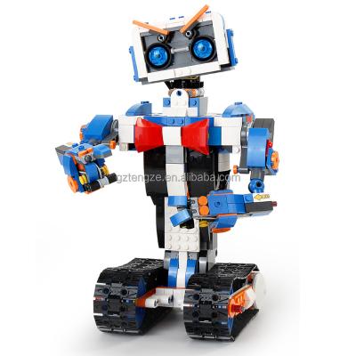 China ABS 635 Pcs Big Mobile Robot Sticks Suction Cup Magnetic Slide Track Toy For Adult In Bucket Set Building Block for sale