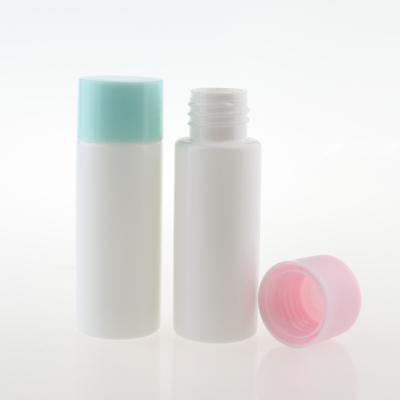 China 2019 Travel Cosmetic Lotion Bottle Set Mini Hotel Screw Cap Plastic Shampoo Bottle for sale