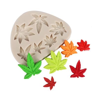 China Sustainable Sale Maple Leaf Hot Chocolate Cake Molds Silicone Decorating Fondant Tools for sale