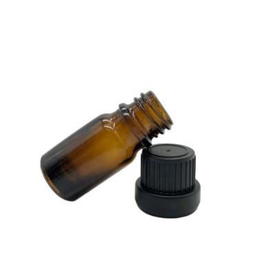 China Hot Sales 5ml 10ml 15ml 30ml Personal Care Essential Oil Amber Glass Bottle With Euro Dropper Cap for sale