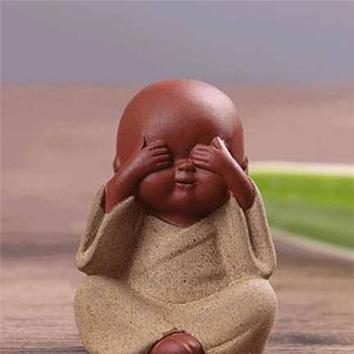 China Asian Zen Mini Cute Purple Sand Little Monk Ornaments Decorative Ornaments Home Decor for sale