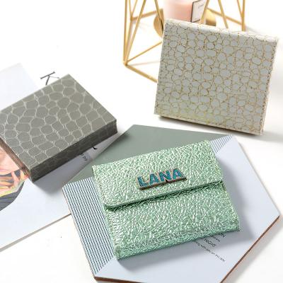 China Handmade Hot Sales Makeup Carton 6 Colors Eyeshadow With Mirror With Cosmetics Eyeshadow PU Leather Packaging Palette With Mirror for sale