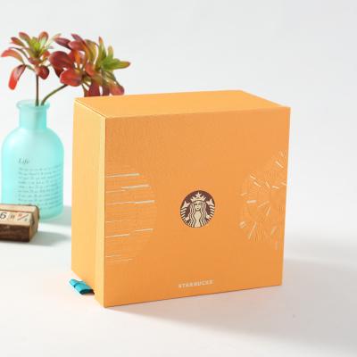 China Two Layer Handmade Rigid Special Mooncake Box Cake Gift Box Luxury Eco-friendly Paper Food and Drink Customized Packaging for sale