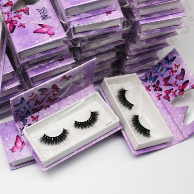 China Handmade Plastic Box Eyelash Packaging Box Clear Faux Mink Eyelashes for sale