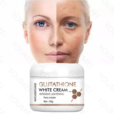 China Custom Logo Whitening Cream Arbutin Glutathione Night Cream Illuminating Bleaching Whitening Face Cream For Dark Skin for sale