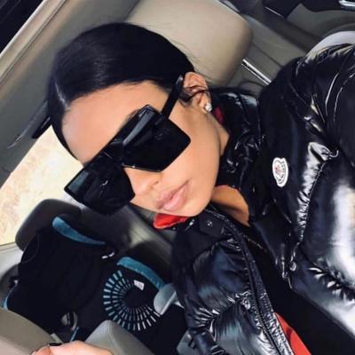 China Fashion Sunglasses 17059 Shades Square Oversized Black Sun Lenses Shape Custom Made Sun Glasses Women for sale