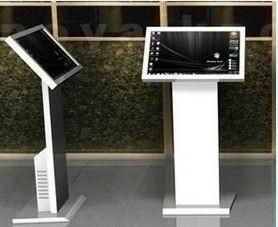 China Breiten Sie weißen Touch Screen stehendes wechselwirkendes Informations-Kiosk 17 ″ TFT LCDs aus zu verkaufen